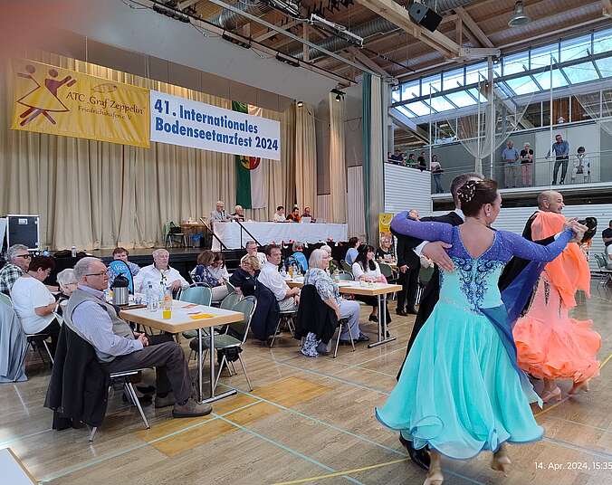 Bild von den Engagierten beim Bodenseetanzfest